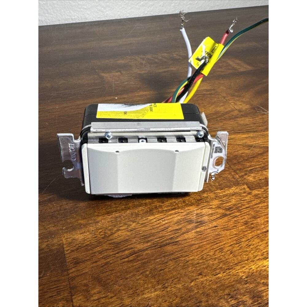 Control 4 Control4 C4-APD120 Adaptive Phase Dimmer